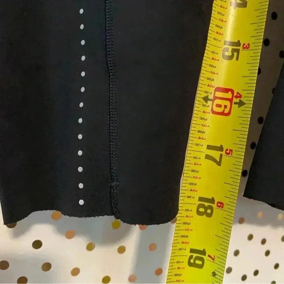 Lululemon Fast & Free Crop II - Picture 7 of 12